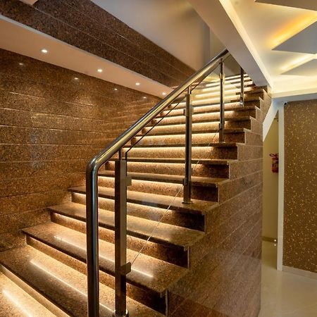 Hotel Empire - Near Mumbai International Airport Exterior photo